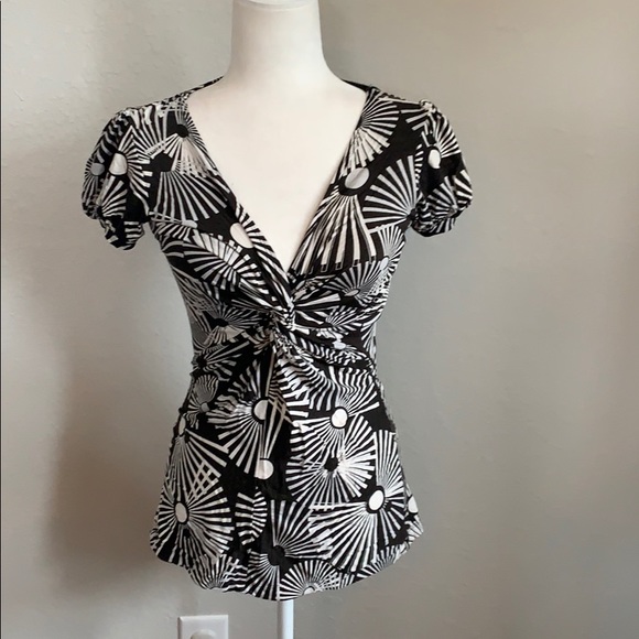 NWOT ArdenB Black and White Top - Picture 1 of 5
